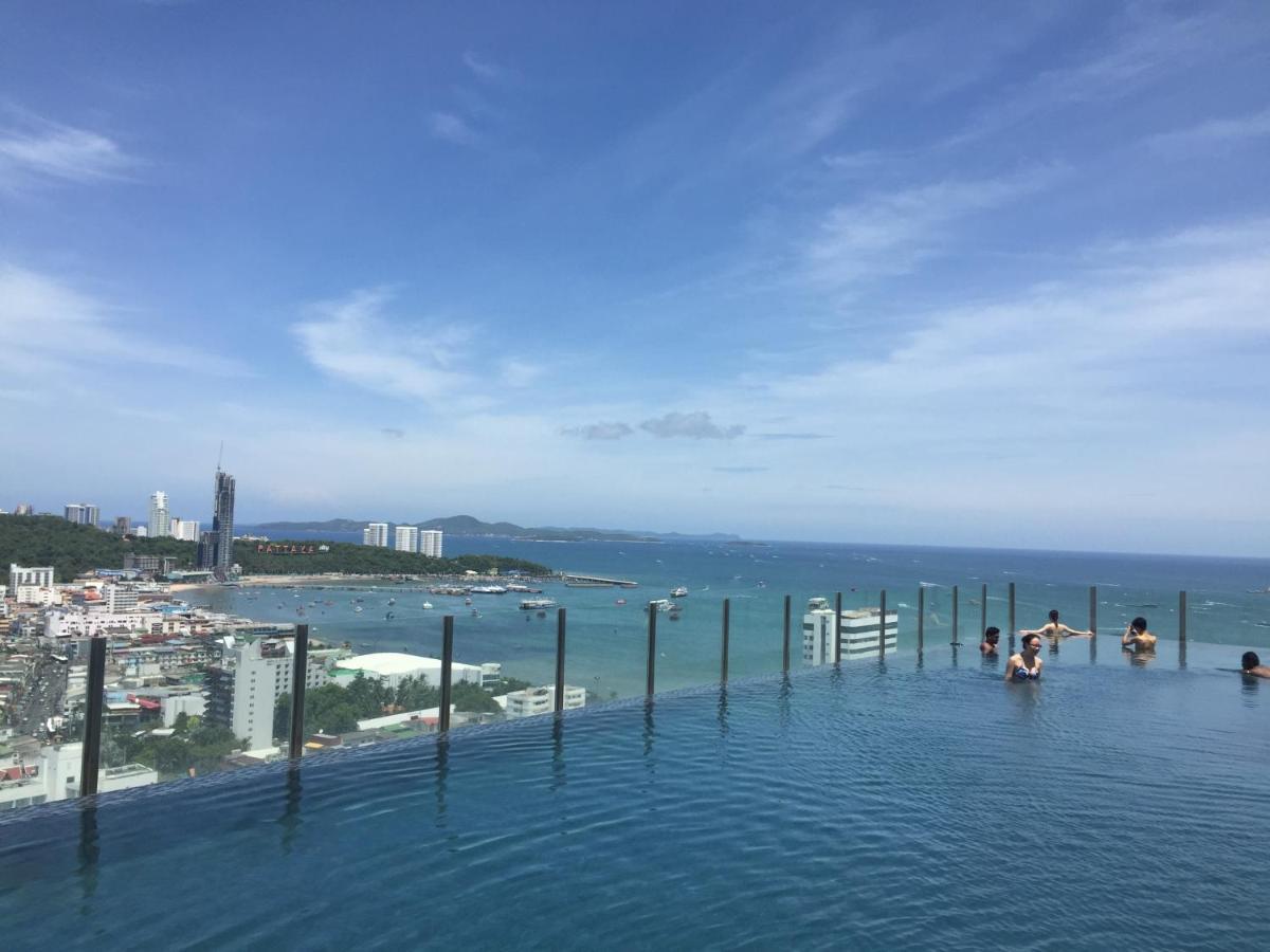 The Base Central Pattaya By Wcc Apartment Exterior photo
